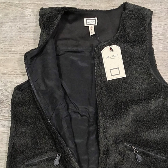 Mo:Vint Anthropologie Black Faux Sherpa Vest - Picture 7 of 10